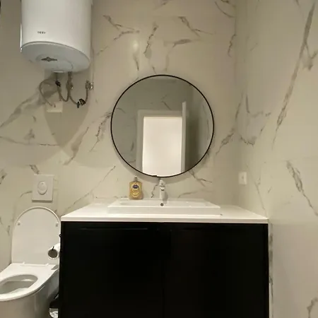 Tirana Stay Suites *