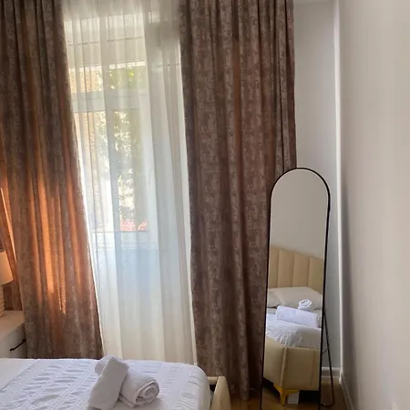 דירה Tirana Stay Suites טיראנה